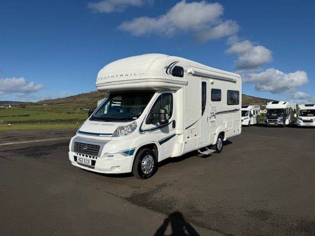 2011 AUTO-TRAIL APACHE 634 4 BERTH MOTORHOME WITH ONLY 40K MILES ANDERSON MOTORHOME SALES. 