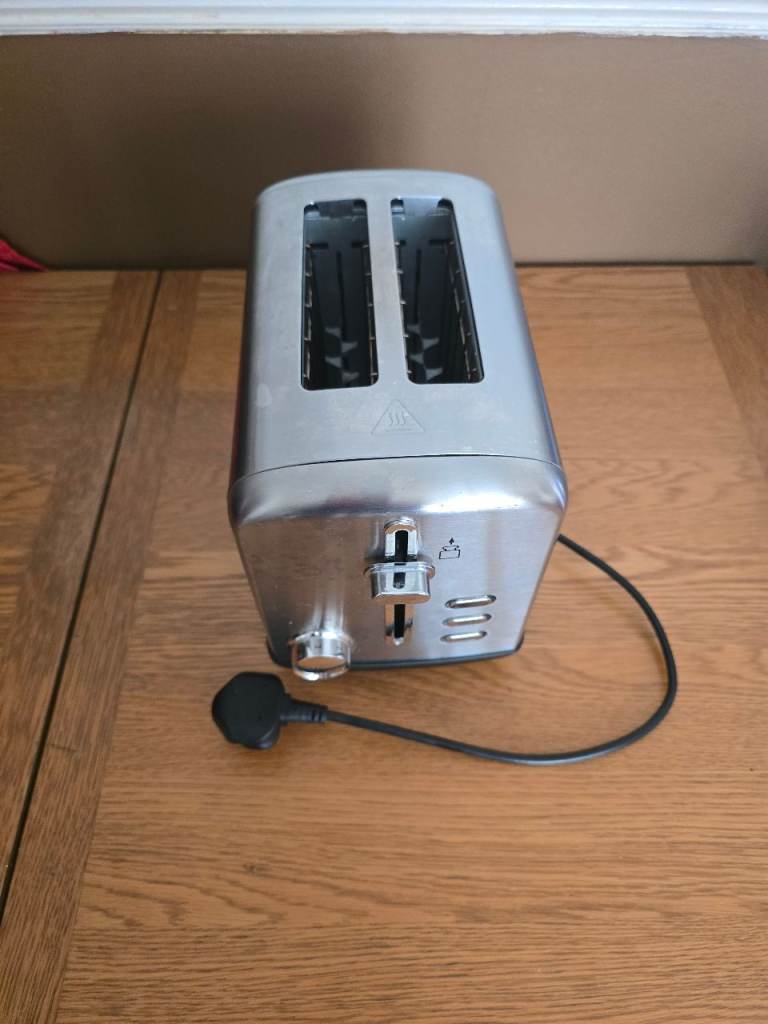 2-Slice Toaster 