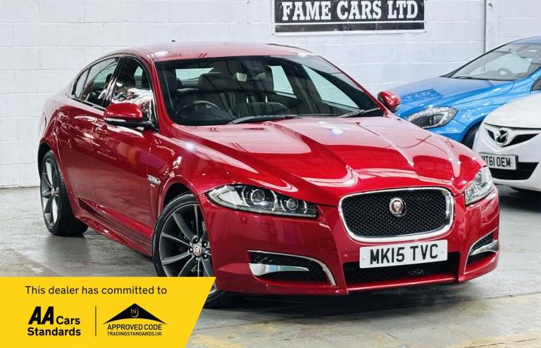 2015 Jaguar XF 2.2d R-Sport Auto Euro 5 (s/s) 4dr SALOON Diesel Automatic