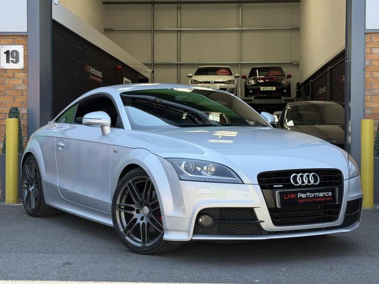 AUDI TT 2.0 TDI Black Edition Coupe 3dr Diesel Manual quattro Euro 5 (170 ps)