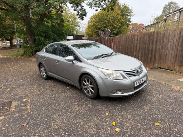 Toyota, AVENSIS, Saloon, 2009, Manual, 1798 (cc), 4 doors