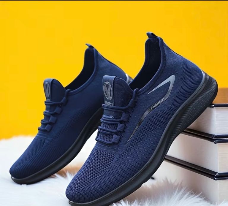 Men’s Sketchers Brand New Men's Fabric Trainers -