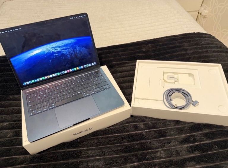 13-inch MacBook Air (2024) 