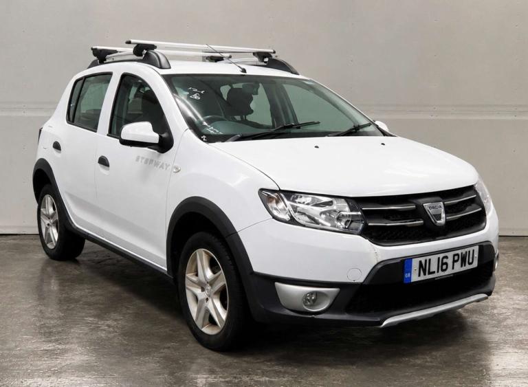 2016 Dacia Sandero Stepway 0.9 TCe Laureate Hatchback 5dr Petrol Manual Euro 6 (s/s) (90 ps) Hatc...