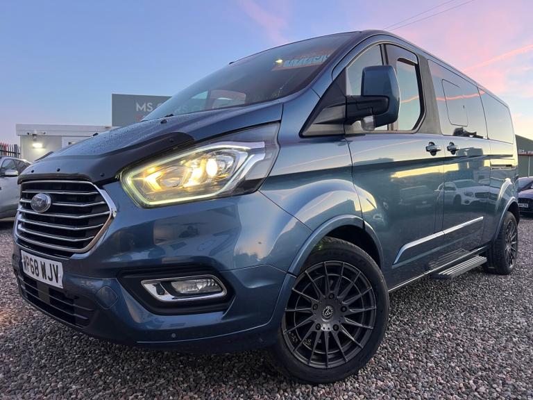 2018 Ford Tourneo Custom 2.0 EcoBlue 130ps Low Roof 9 Seater Titanium MPV Diesel Manual