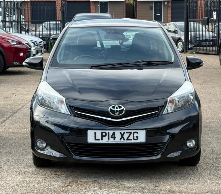 2014 Toyota Yaris 1.33 VVT-i Icon+ 5dr HATCHBACK PETROL Manual