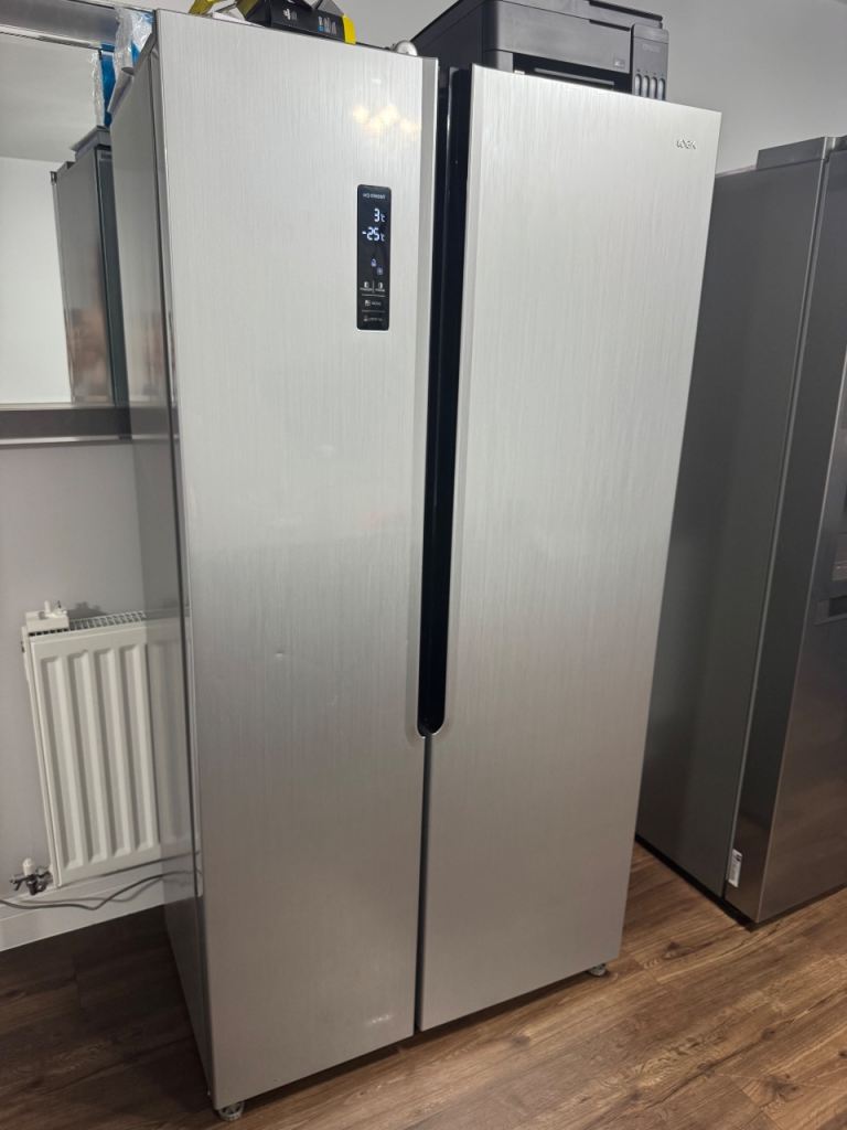LOGIK LSSDS20 American Style Fridge Freezer – Good Condition