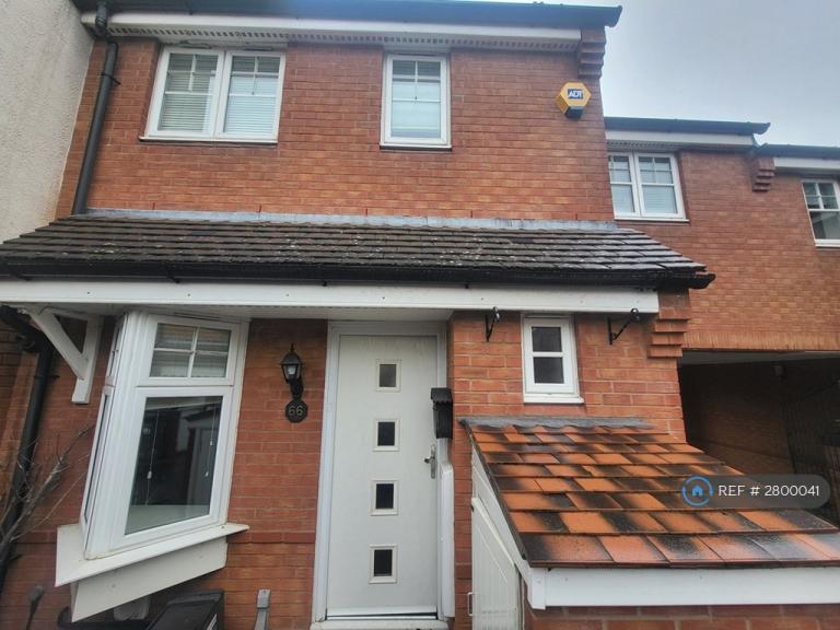 3 bedroom house in Wavers Marston, Marston Green, B37 (3 bed) (#2800041)