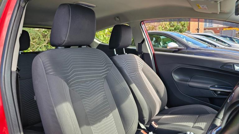 2014 Ford Fiesta 1.25 82 Zetec 3dr HATCHBACK Petrol Manual