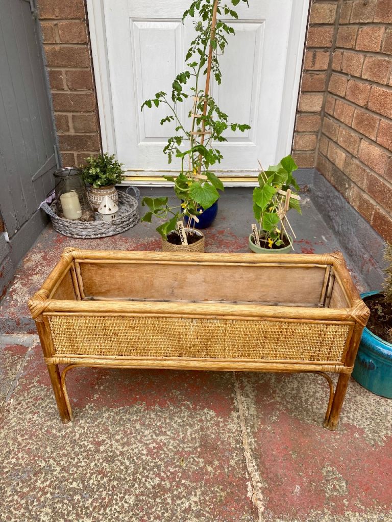Vintage 1970s rectangle bamboo rattan planter,similar to French or Italian designs.Pick up only