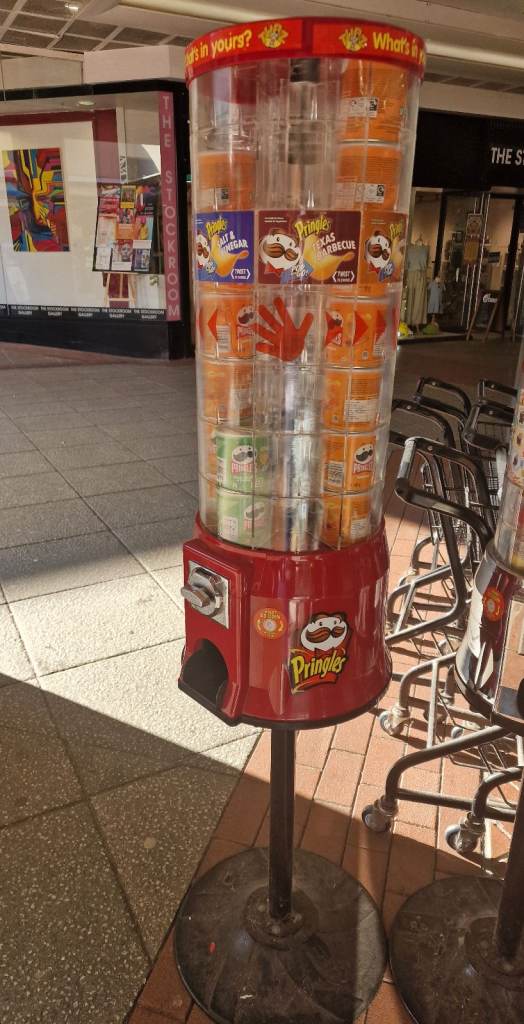 Tubz vending machine - Sweet - Toy - Pringles 