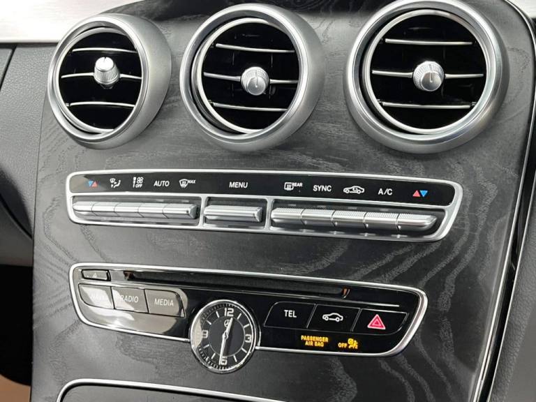 2017 Mercedes-Benz C Class 2.1 C220d AMG Line Coupe 2dr Diesel G-Tronic+ Euro 6 (s/s) (170 ps) Co...