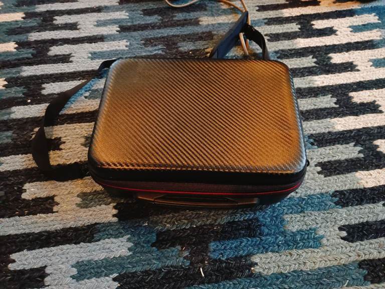 Semi-rigid case for DJI mini 3 and control