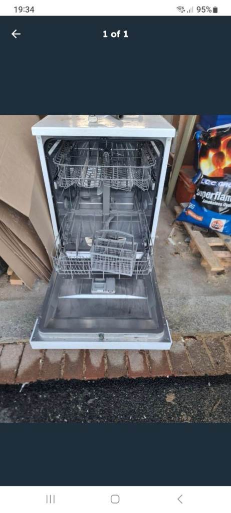 image for Essentials dishwasher 