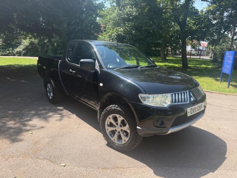 2011 Mitsubishi L200 Club Cab DI-D 4Work 4WD 134Bhp [2010] PICK UP DIESEL Manual