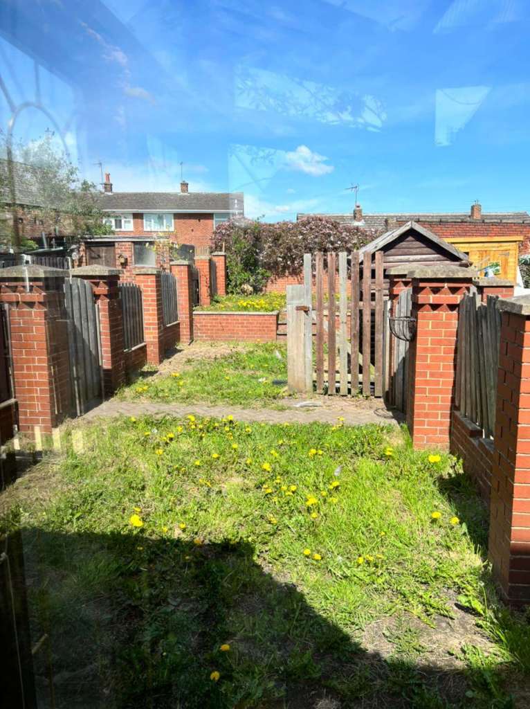 Two bedroom end terrace in popular area of Monk Bretton Barnsley S71 2ES 