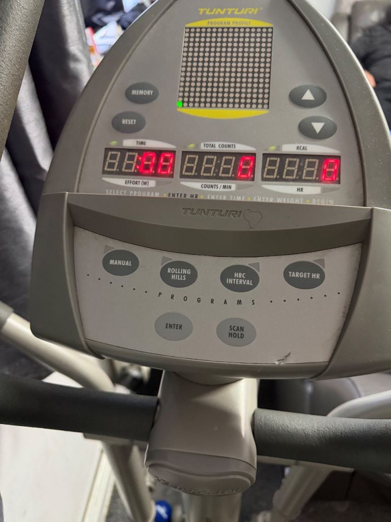 C60 tunturi cross trainer
