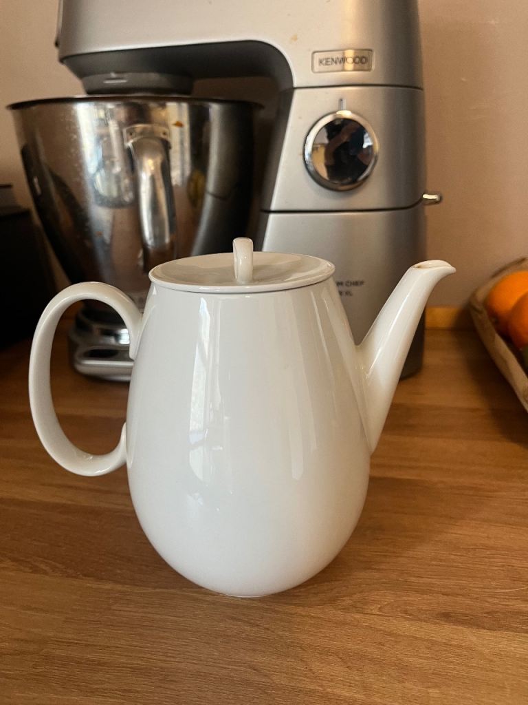 Thomas Germany vintage teapots x2