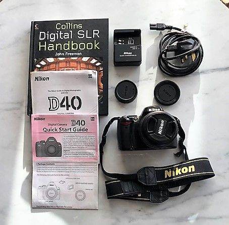 Nikon D40 Digital Camera with 18-55mm telescopic lens £90