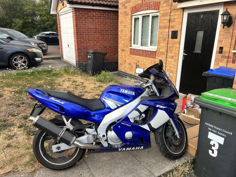Yamaha, YZF, 2002, 600 cc 18000 miles 