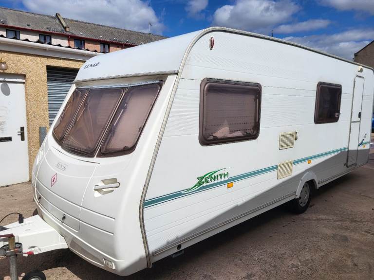 Lunar Zenith 6 berth caravan 