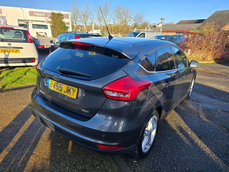 2016 Ford Focus 1.0 EcoBoost 125 Titanium 5dr HATCHBACK PETROL Manual