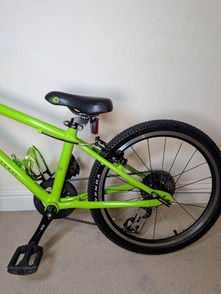 FROG BIKE 53  (5+) IN AMAZING CONDITION. COLLECTION NW LONDON OR BUCKS