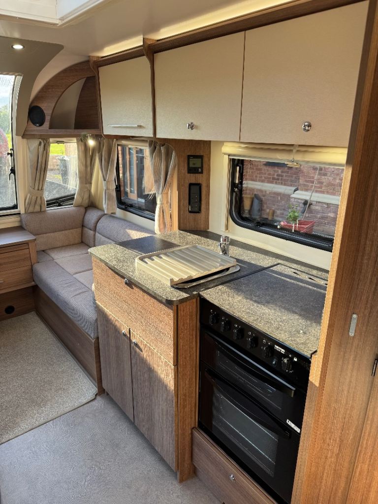 Bailey Phoenix 440 Caravan 2019 