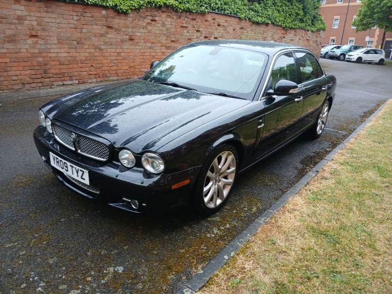 JAGUAR XJ SOVERIGN 2.7D LWB