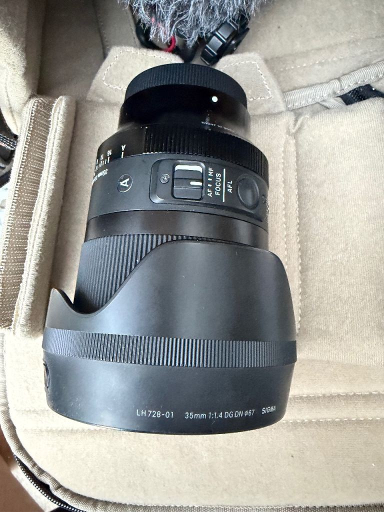 Sigma 35mm f/1.4 DG DN Lens for Sony E-Mount (Excellent Condition)
