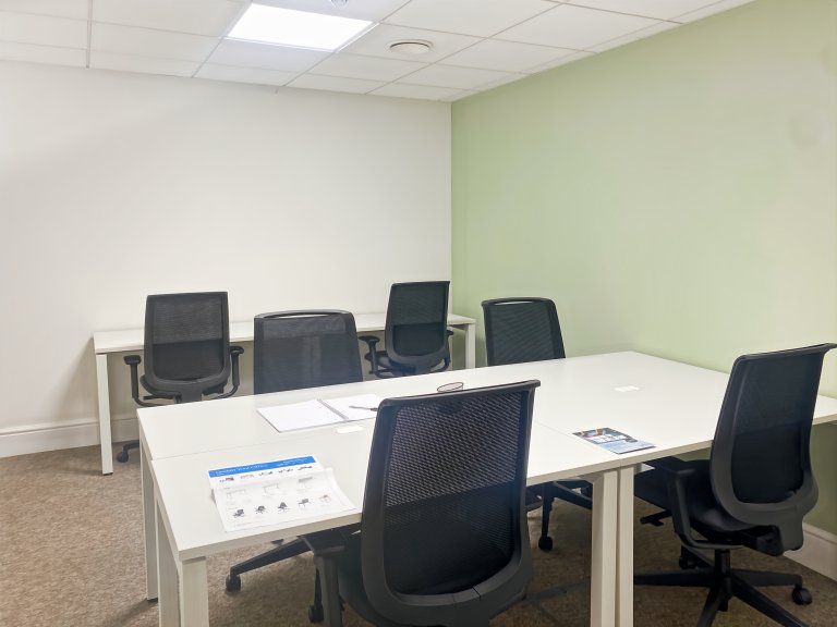 Worcester - WR52ZX \ Small Office Space for Rent