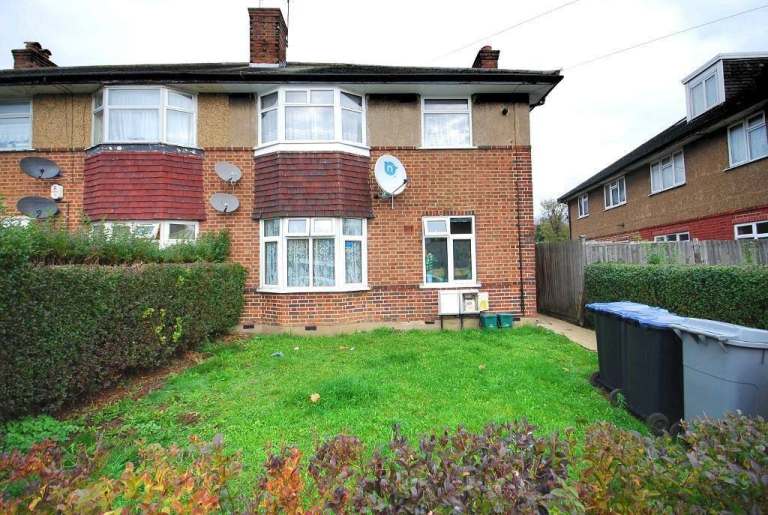 Two-Bedroom Ground Floor Maisonette for Rent – Wembley, HA0 1YG