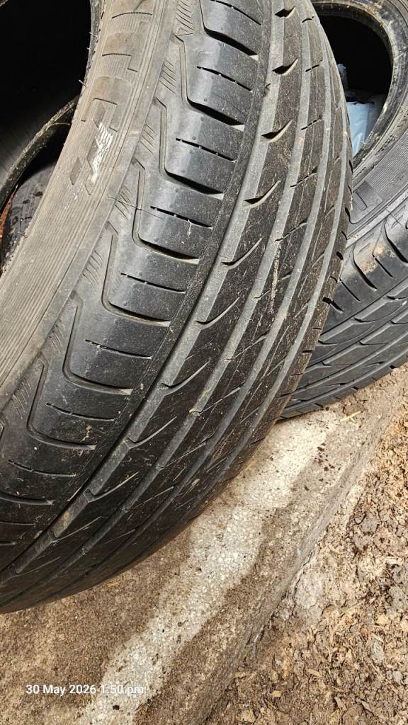 Two tyres it was for suzuki alto