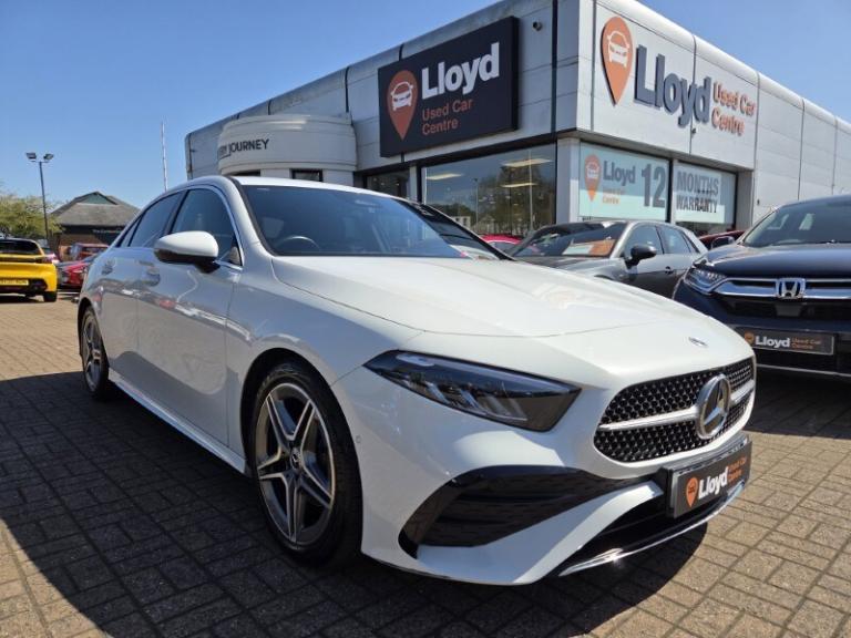 MERCEDES-BENZ A CLASS A200 AMG Line Executive 4dr Auto
