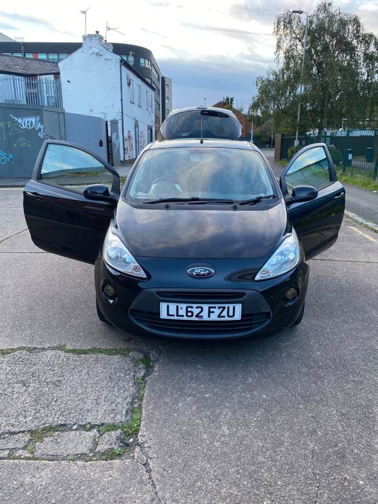 Ford, KA, Hatchback, 2012, Manual, 1242 (cc), 3 doors