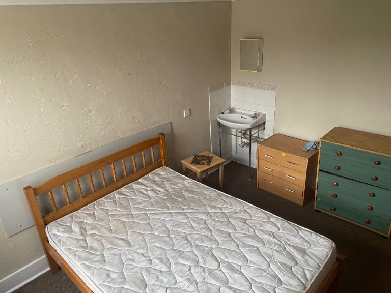 Room to rent Southend