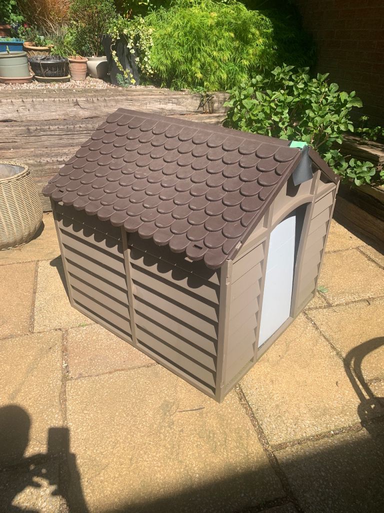 Dog Kennel 