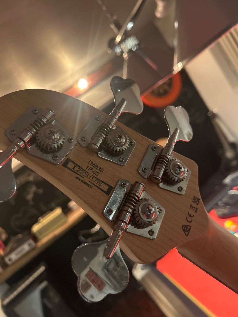 Guitar and bass offers only nothin silly