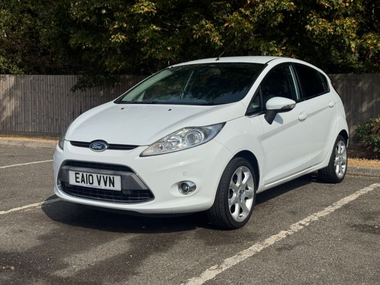 Ford, FIESTA, Hatchback, 2010, Manual, 1388 (cc), 5 doors