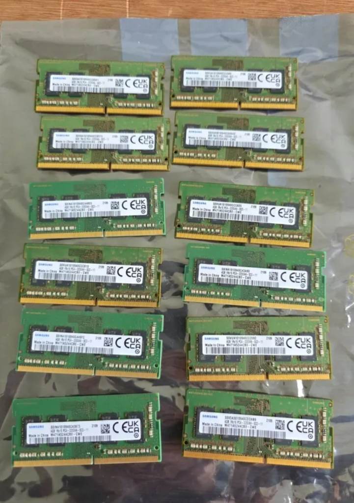 12x Samsung 4GB DDR4 3200MHz Laptop RAM Memory