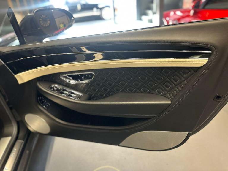 BENTLEY CONTINENTAL 4.0 V8 GT 2020