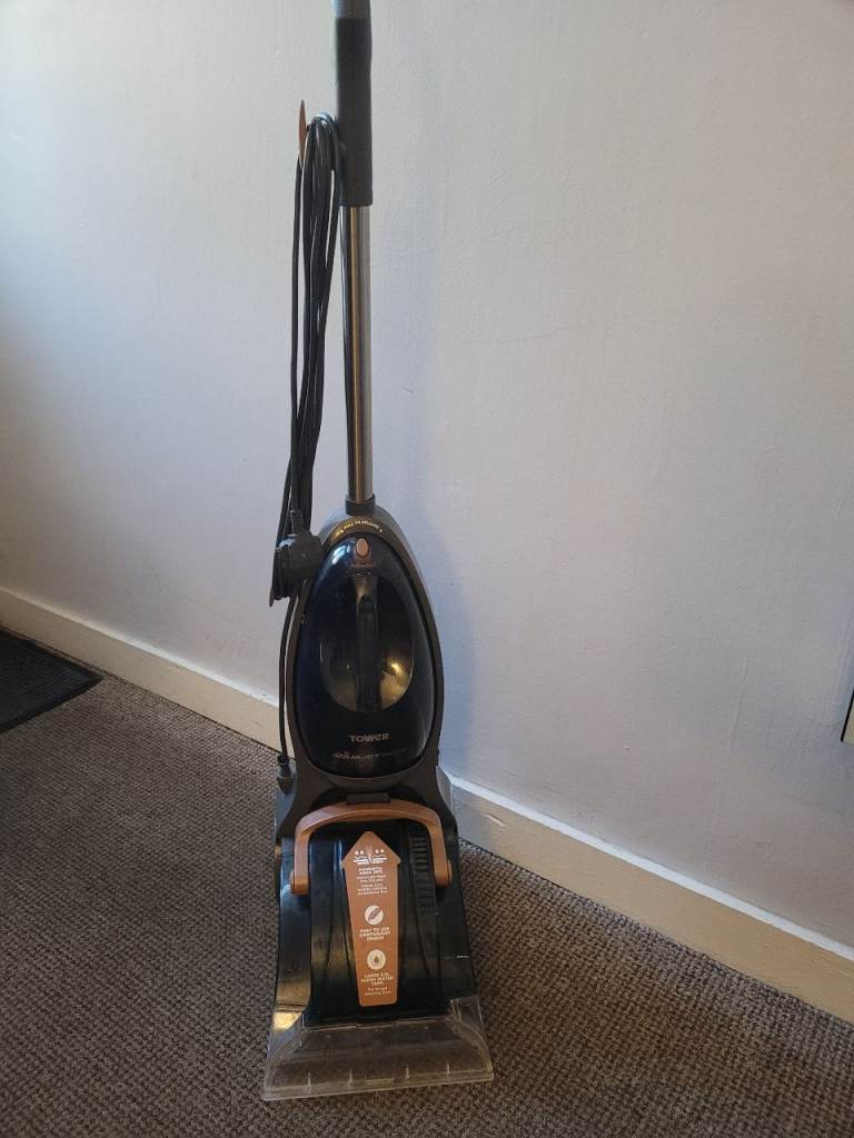 Good Condition Black Carpet Cleaner for Sale