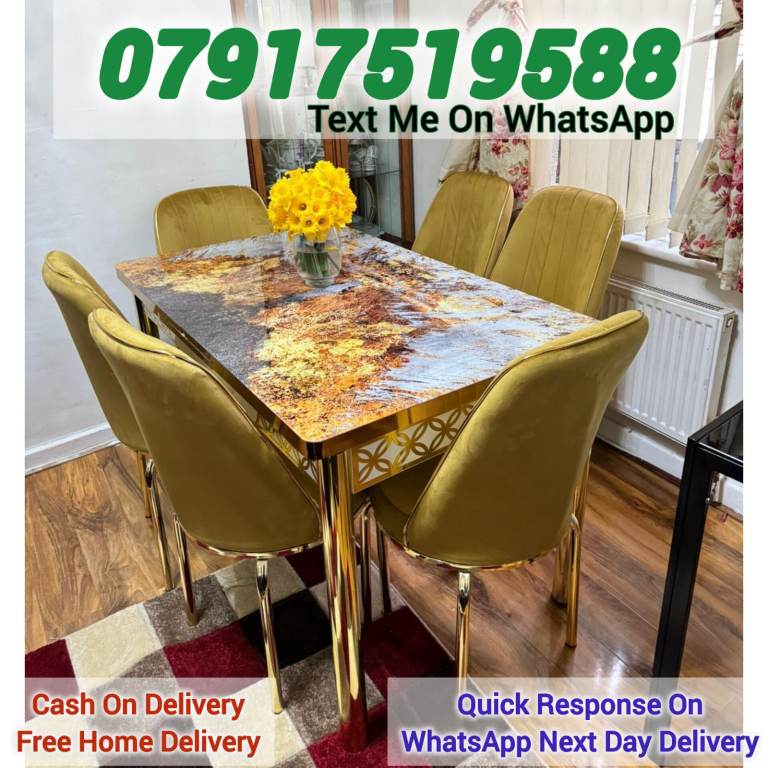 Extendable Dining Table With 4 / 6 Chairs For SALE