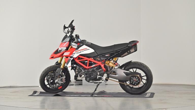 2021 Ducati HYPERMOTARD Hypermotard 950 SP Naked PETROL Manual