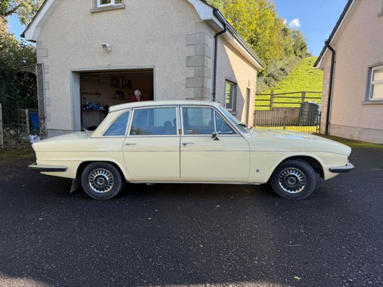 Triumph 2000
