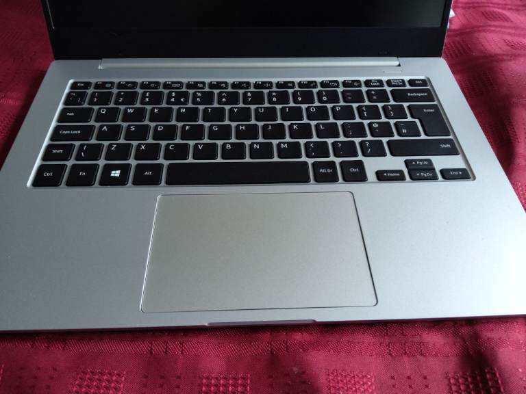 SAMSUNG LAPTOP NP345XLA hardly used