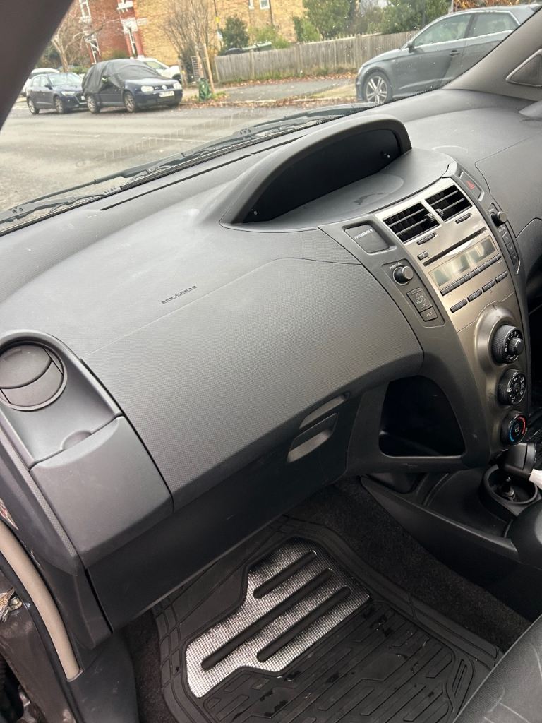 Toyota, YARIS, Hatchback, 2009, Manual, 998 (cc), 5 doors