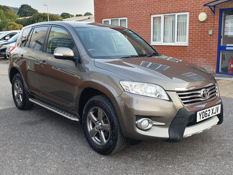 2012 Toyota RAV4 2.2 D-4D XT-R SUV 5dr Diesel Manual 4WD Euro 5 (150 ps)