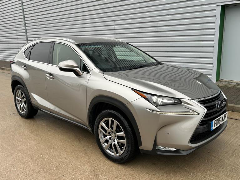 2016 Lexus NX 2.5 300h Luxury SUV 5dr Petrol Hybrid E-CVT 4WD Euro 6 (s/s) (197