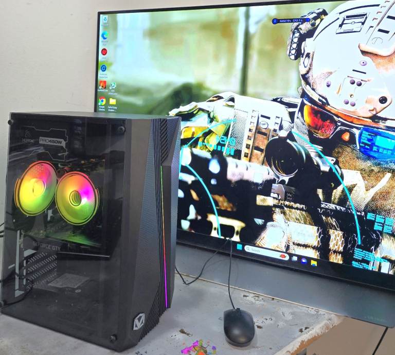 REDUCED Gaming PC,GTX 1660 SUPER (6GB),Core i7 gen 7 3.60GHz,16GB RAM,256GB SSD+1TB